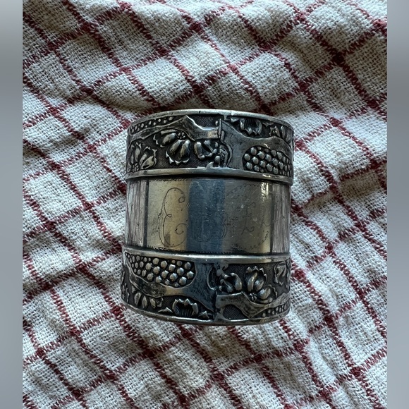 Antique napkin silver plated ring 1903 hand engraved Cornelius - Picture 3 of 6